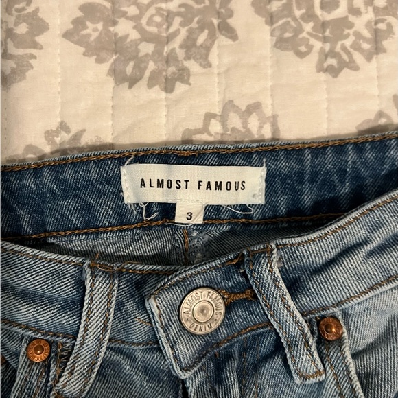 High rise jean shorts - Picture 4 of 4